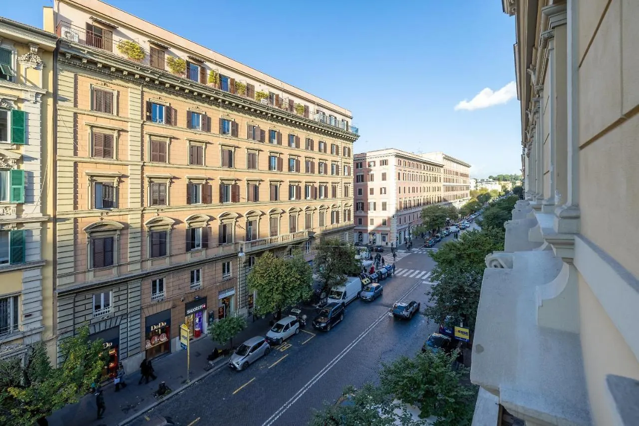 Little Gaia Suite Rome Apartment